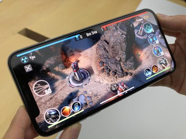 为什么赛场上的电竞选手都用苹果手机呢?看完