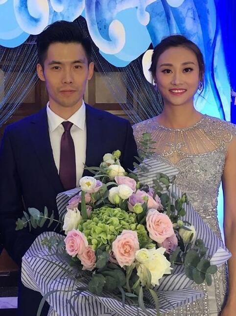 撑竿跳女神李玲现状！今夺亚运冠军，大学工作，老公是撑杆跳男神