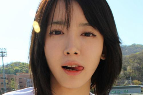 日本女星新垣结衣被传将与星野源结婚 网友 还我妻子