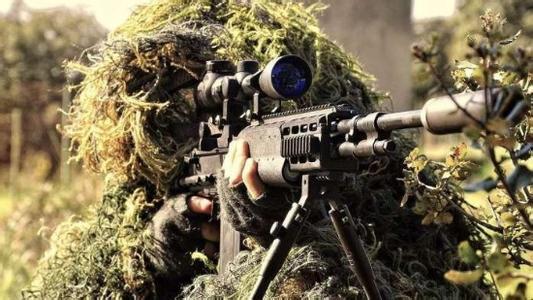 战场上狙击手最怕什么?不是孤军奋战,而是这种