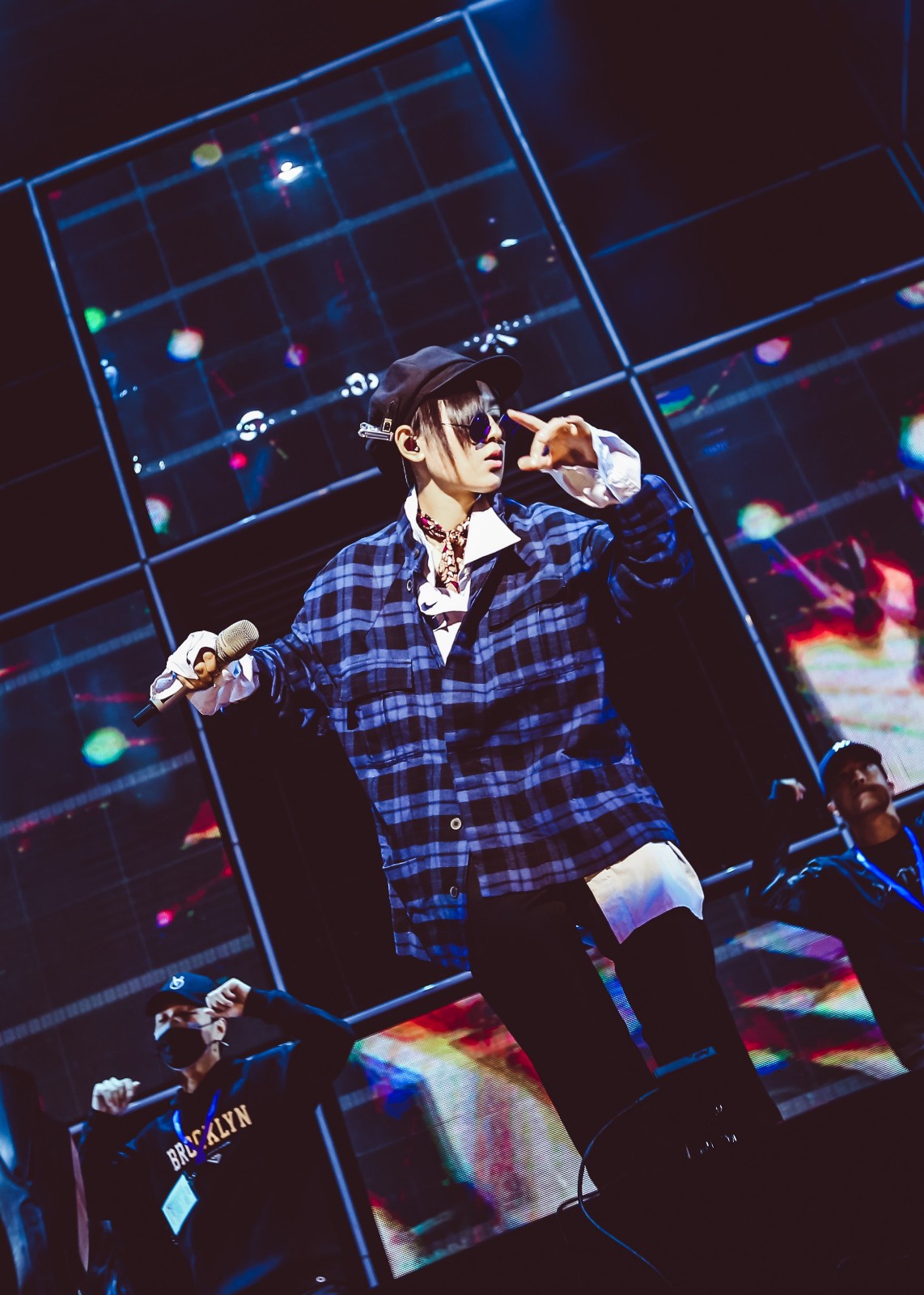 周笔畅纪录片10日上线 片中杨幂爆其“母子平安” 周笔畅纪录片10日上线 片中杨幂爆其“母子平安”