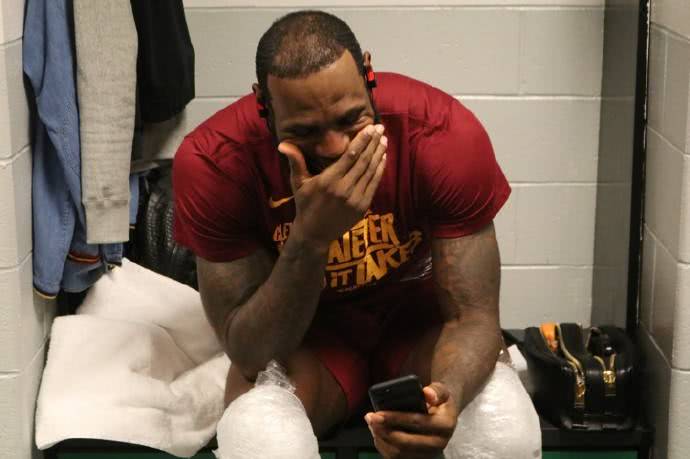 为什么勇士有四巨头,而骑士却留不住詹姆斯?看