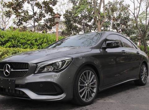 奔驰最美进口车，比宝马3系更漂亮，1.6T加四门无边框，不足24万