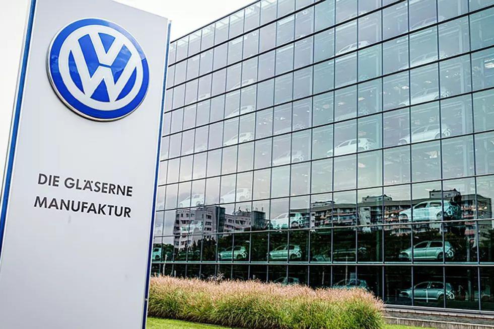 大众辉腾退市后，曾经专门生产辉腾的大众透明工厂如今什么模样？