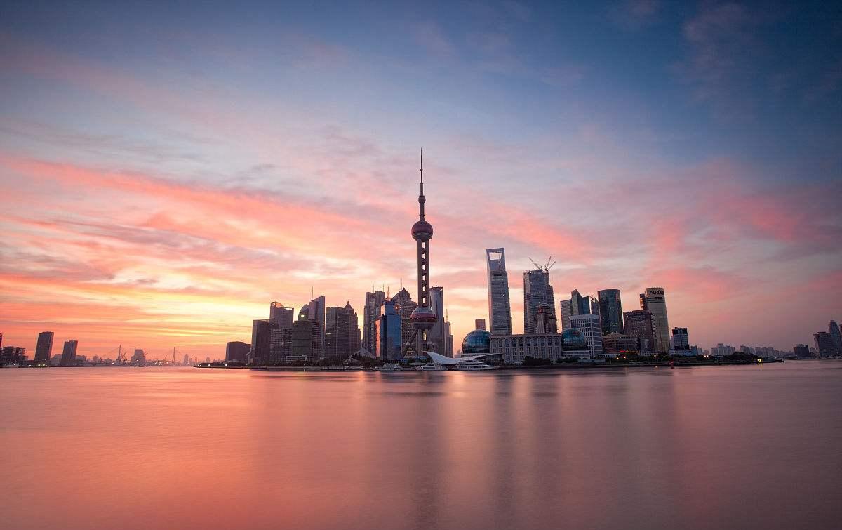 为什么说上海是中国第一大城市! 到底比北京强