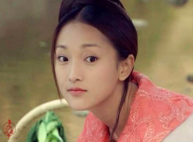 5个版本的“黄蓉”:周迅垫底,蔡少芬第二,第一美得了骨子里!