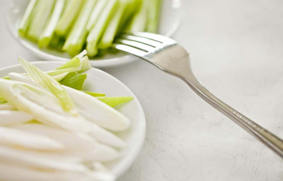 小食疗，治流感，葱白豆腐帮大忙!