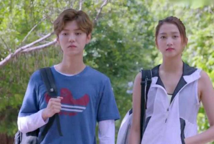 《甜蜜暴击》关晓彤找鹿晗取回承诺,开启了恋爱之路!