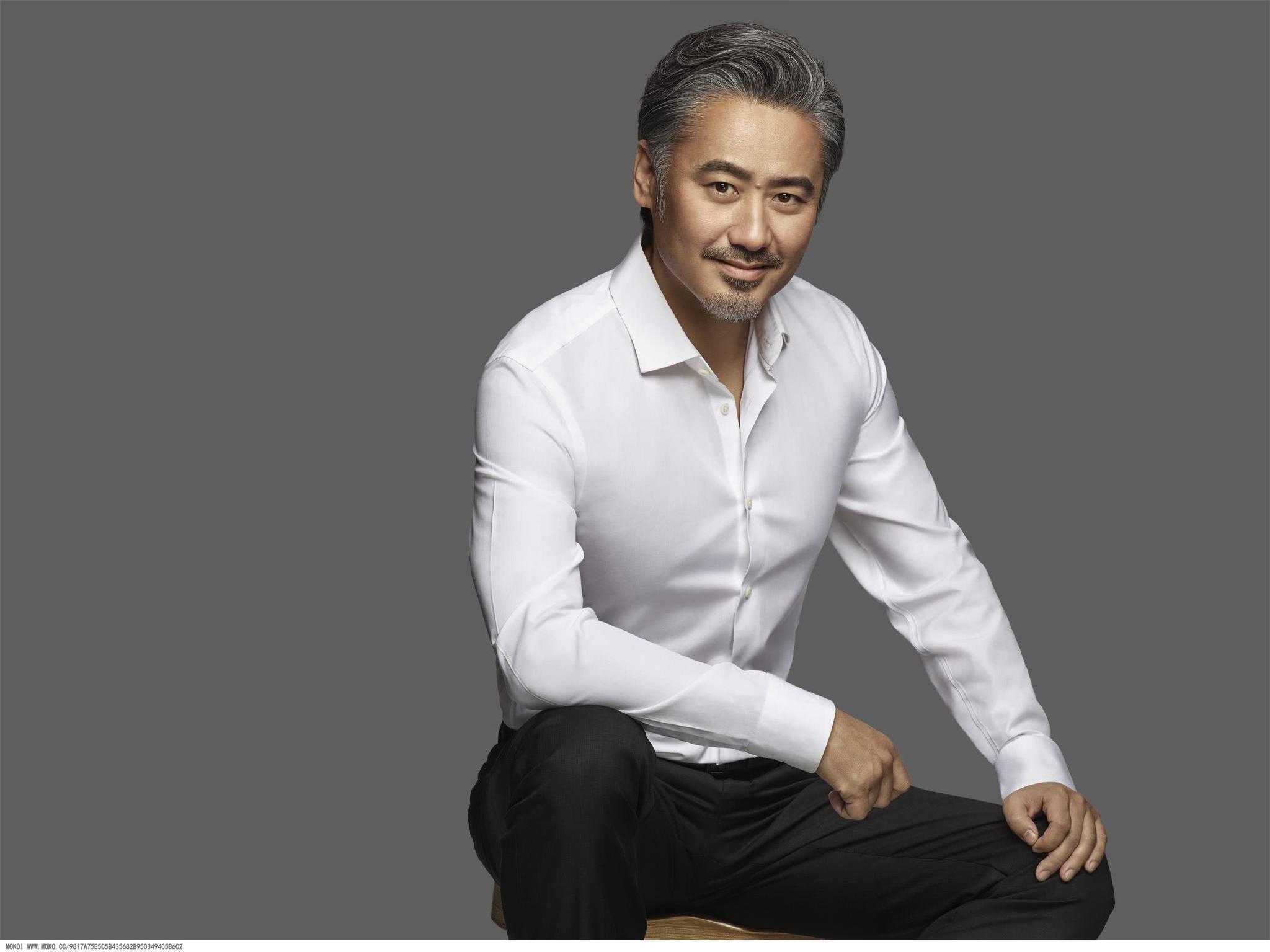 何冰火了，赵立新火了，吴秀波火了，同为68年出生的他却还没火!