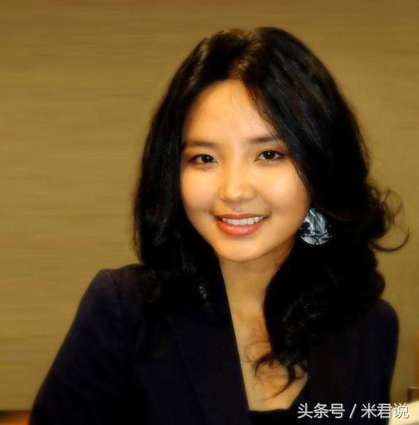 外蒙古的西北有块中国飞地,叫唐努乌梁海,这里