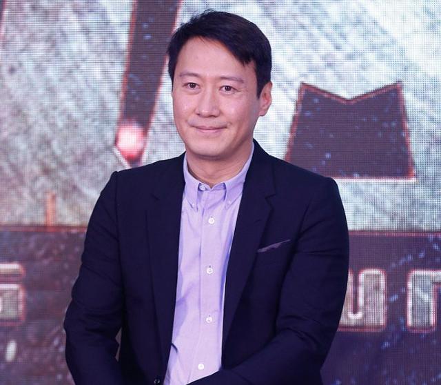 黎明曾经儒雅帅气颜值担当,这4组照片是他