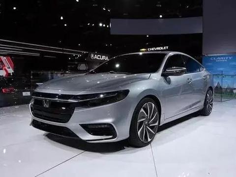 本田全新轿跑来袭，思域刚上市就遭遇挑战，仅13万