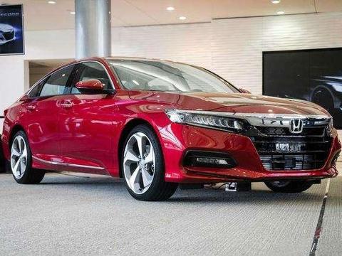 国内首台十代本田雅阁到店, 外观内饰帅到无可挑剔, 凯美瑞怎么比