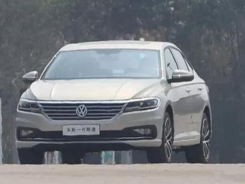月销少于3万都不成功，大众全新一代朗逸实车曝光，北京车展亮相