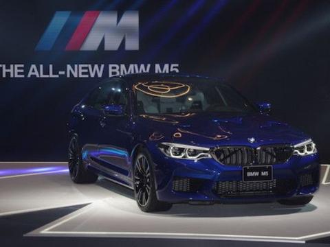 宝马新款M5评测，外观再次突破上限，性能高达660匹马力