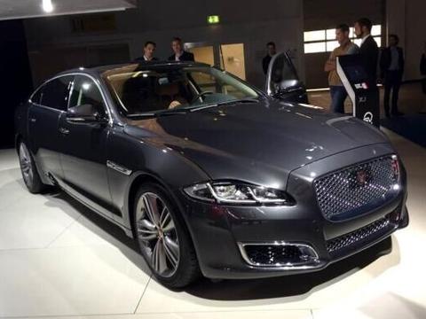 买宝马7系不如看它，上市一月直降26万，性能让奥迪A8也追不上！