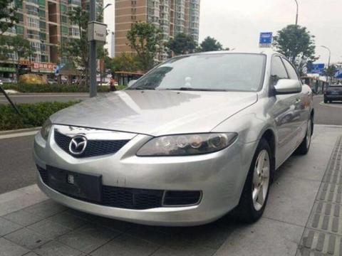 花2万8买辆马自达6上下班，当打开车门的那一刻，整个人呆住了