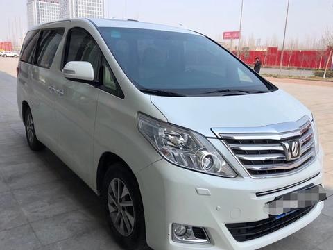 最保值的7座商务车，丰田埃尔法5年车龄还要卖60万？