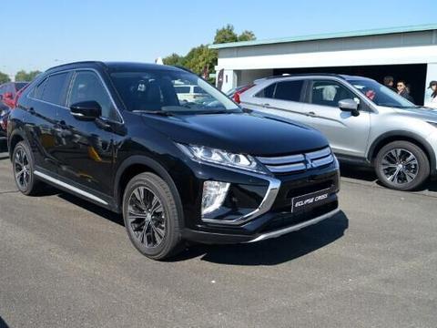 三菱被逼急了，全新SUV终于在路上，油耗5L配四驱，低至13万！