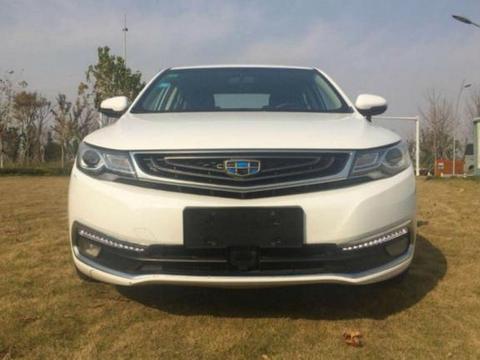 花6万6买辆帝豪GL代步，当晒出油耗那一刻，车主不经意地笑了