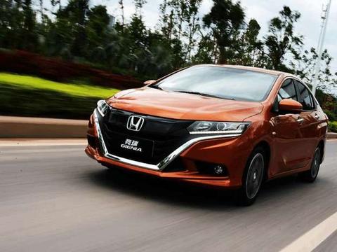 买捷达的都后悔了，这款车自带尾翼，8万起开出去都说像概念车