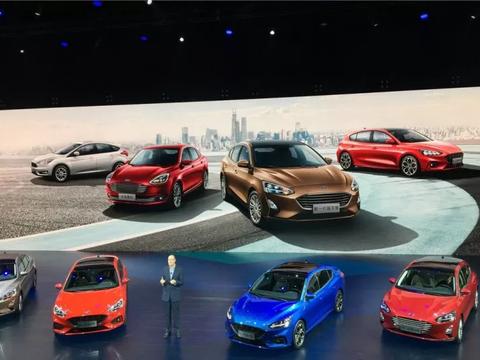 全新一代福克斯运动不少，1.5T+8AT吊打对手！