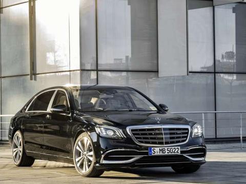 奔驰迈巴赫也有SUV了，内饰科技感爆棚，这下让路虎揽胜慌了