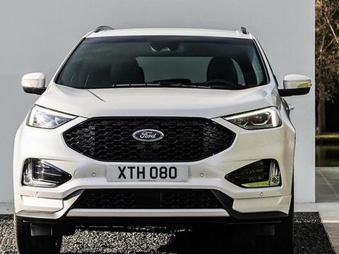 全新福特锐界杀了回来，旋钮换挡配8AT，汉兰达都自叹不如！