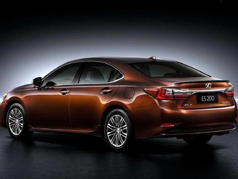 全新一代雷克萨斯ES曝光，和凯美瑞同平台，有望新增V6发动机