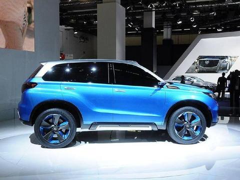 铃木微型SUV发布，逼格远胜510，配ESP，油耗5升，仅售8万