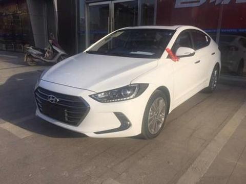 别骂韩系车了！这车为夺市场再降3万，配自动挡9万，买思域后悔了