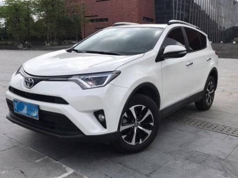 落地价21万，现在只需17万，没开多久掉价4万，车主几天睡不着觉