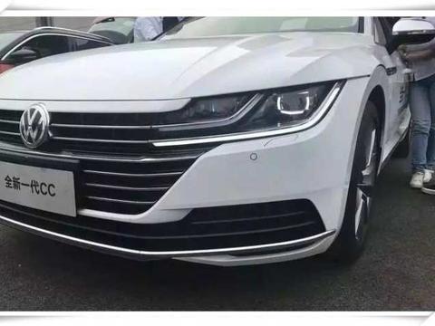 全新大众CC终于到店, 家族颜值巅峰帅掉渣,或21万起还买什么雅阁