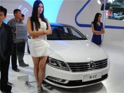 2019款大众CC强势来袭，比奥迪A4还要帅