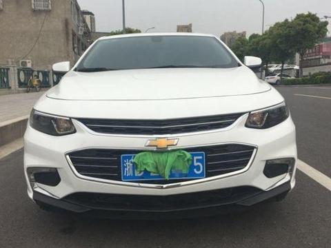 小伙花17万落地一辆雪佛兰迈锐宝XL，路边停了半天后坦言很后悔