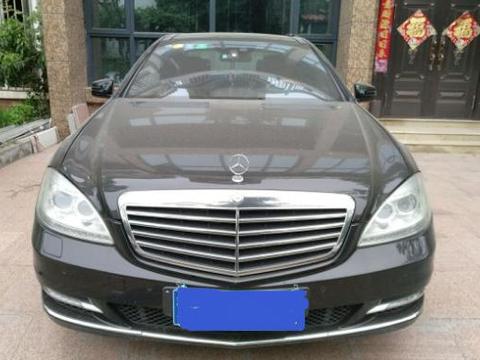 工程款还欠70万老板却留下一辆奔驰S350，员工怒不敢言