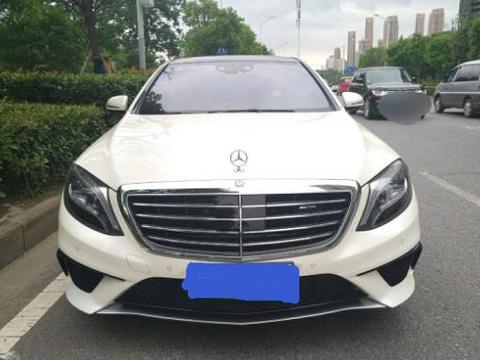 花267万元买辆奔驰S63L，90后车主直呼自己的选车面“太窄”了