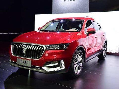 纯正德系血统，1.8T适时四驱，独立悬挂配全景天窗