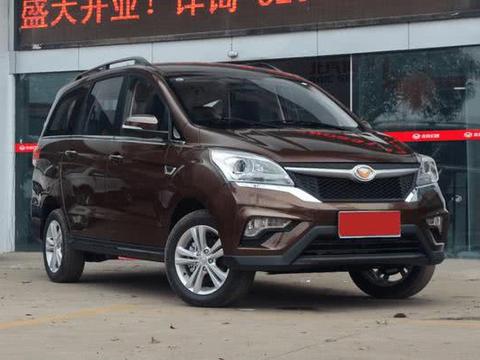 这车卖5万，1.5L送倒车雷达，宝骏五菱见到它都绕路走！