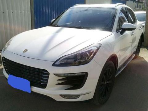 小伙不漏声色地开辆“豪华车”回老家，朋友们看到车后欲言又止