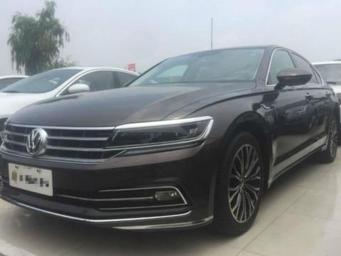 落地价38万，现在只需30万，才开1万公里掉价8万，有钱人心也疼