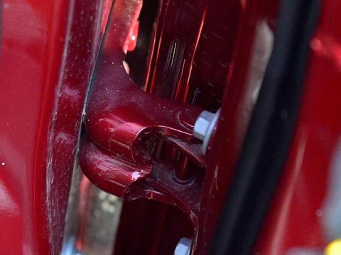 请让你的宿敌坐到科沃兹后排，因为安全性堪忧！