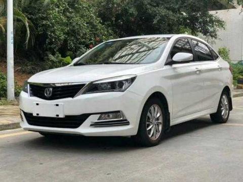 落地价7万, 现在只需4万, 没开多久掉价3万, 老百姓心也疼!