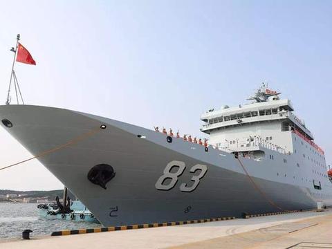 中国又一艘明星战舰服役，名字让某国听了很难受！