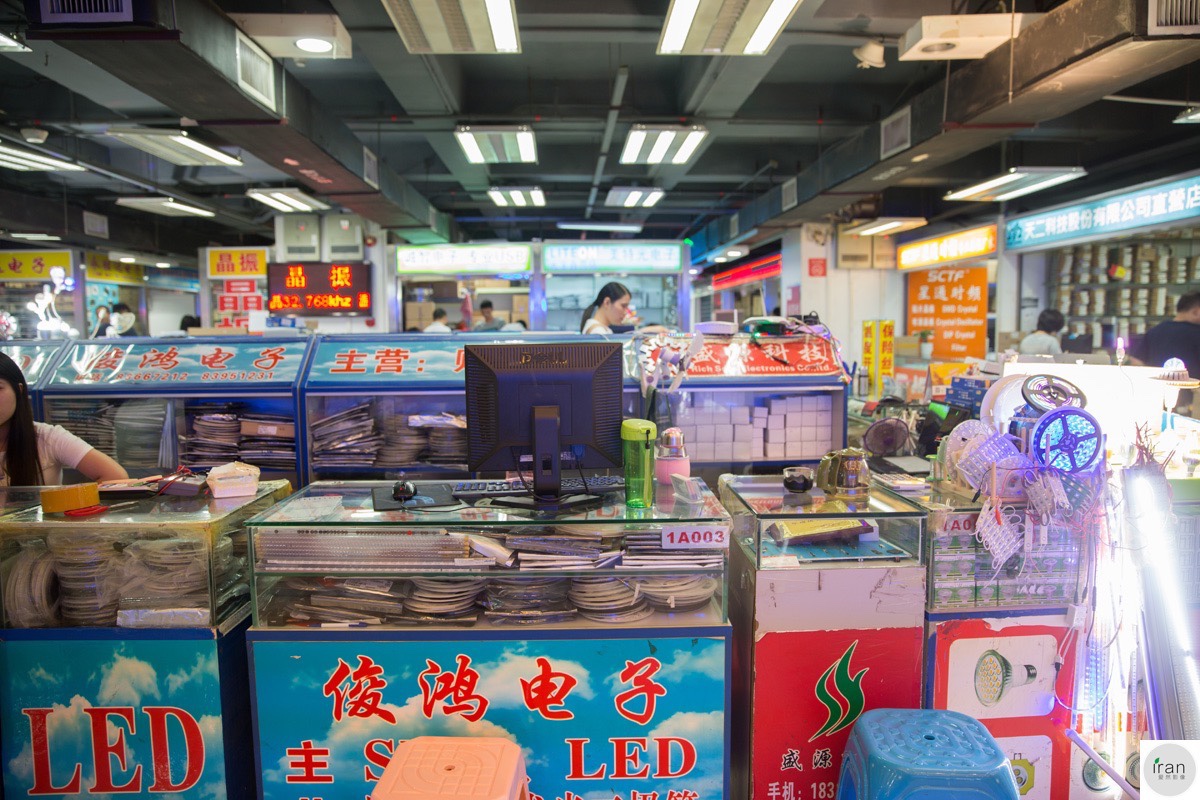 我在华强北修手机:可轻松组装出苹果X,却宁愿