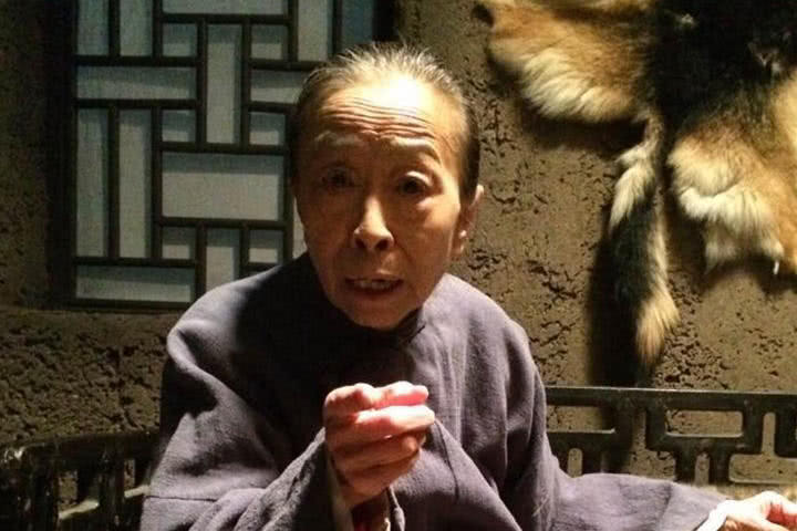 张少华病重,82岁高龄住40平米平房,胡歌去探病忍不住落泪