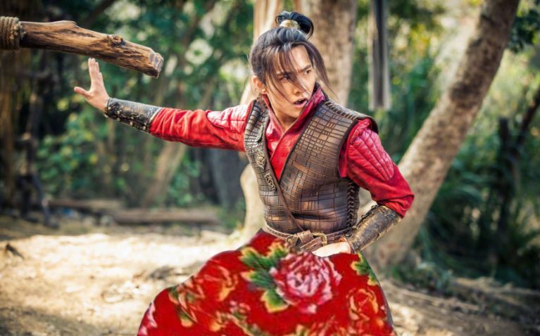 刘全有乱入杨洋拔丝尔晴阵型,网友:求杨洋心里