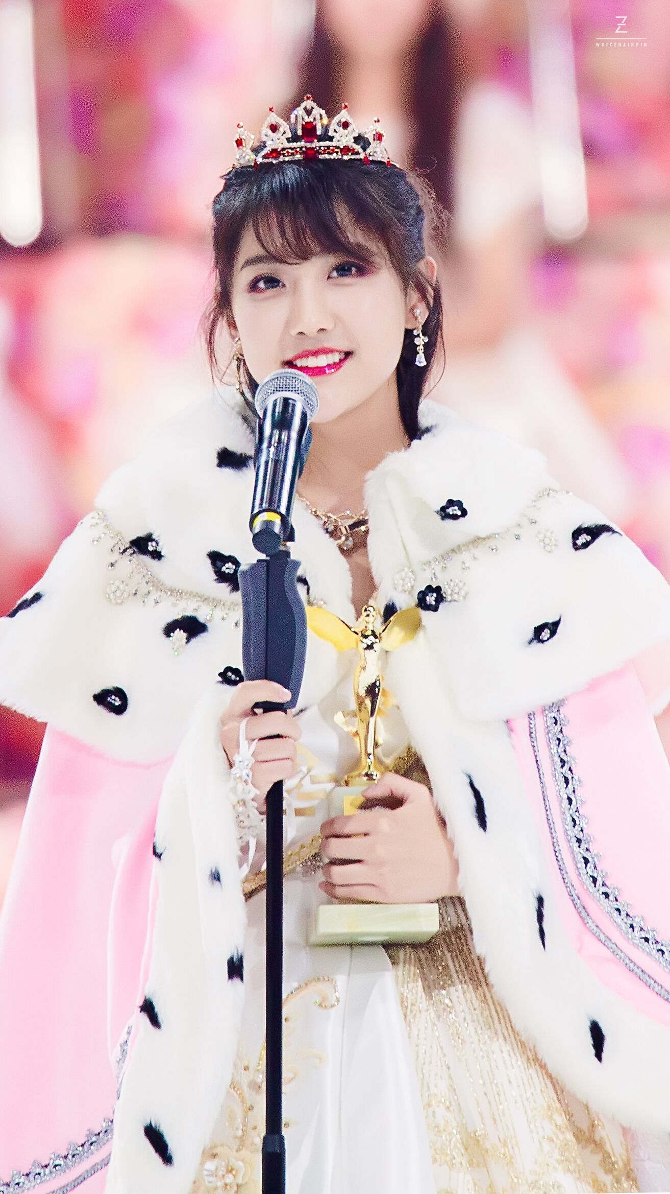 李艺彤iphone壁纸_李艺彤电脑壁纸_iphonex壁纸_iphone壁纸官方_视安网