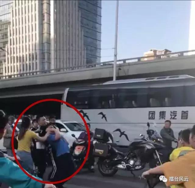 杨华评论:双井街斗事件为何徐晓冬李景亮无辜