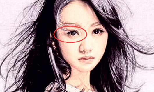 四种克夫相的女人面相,命中无财、穷苦命,容易